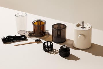 Hurom H310A - Slowjuicer - Juicer - Groenten en Fruitpers -, Ophalen of Verzenden, Zo goed als nieuw