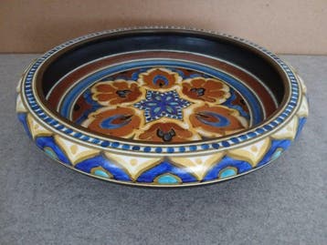Ivora, Gouda - Schaal - Aardewerk, Plateel Gouda 1925 -