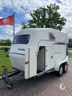 Ruime Brenderup 2 paards! Met 2 zadelkamers!, Ophalen, Zo goed als nieuw