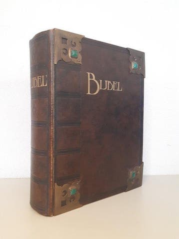 Bijbel met paginagrote platen in kleur [Leiden] - 1910