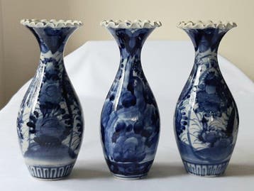 Vaas - Porselein - Japan - 1800 - 1900 - Drie Arita Imari, Antiek en Kunst