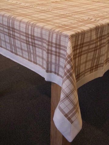 Tafelkleed Chamonix 140 x 170 cm NIEUW bruin ruitjes geruit, Ophalen of Verzenden, Nieuw, Rechthoek