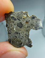 NEA 089, maan-troctolitische anorthosiet-smeltbreccie. Een