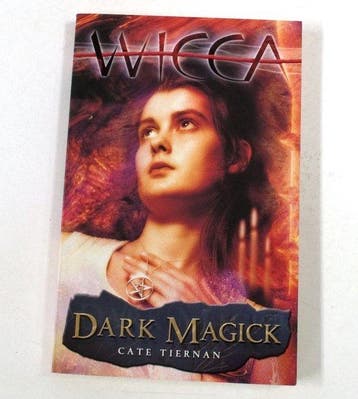 Wicca Dark Magick - Tiernan, Boeken, Verzenden, Gelezen