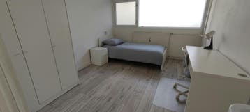 Kamer te huur in Capelle aan den IJssel - 12 m² - 1 kamer(s), Rotterdam