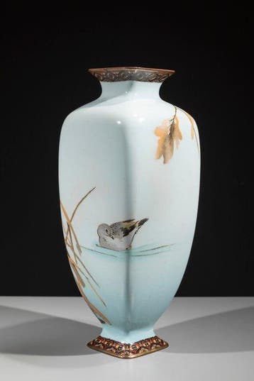 Vaas - Emaille, Een elegante Shippo () cloisonné