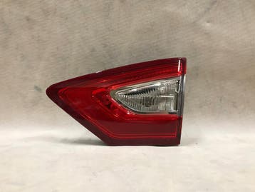 Ford Mondeo MK-5 15-19 achterlicht rechts binnen EU, Verzenden, Gebruikt