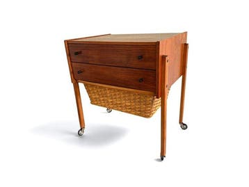 Naaidoos - Hout - Teakhouten tafel uit de jaren 70