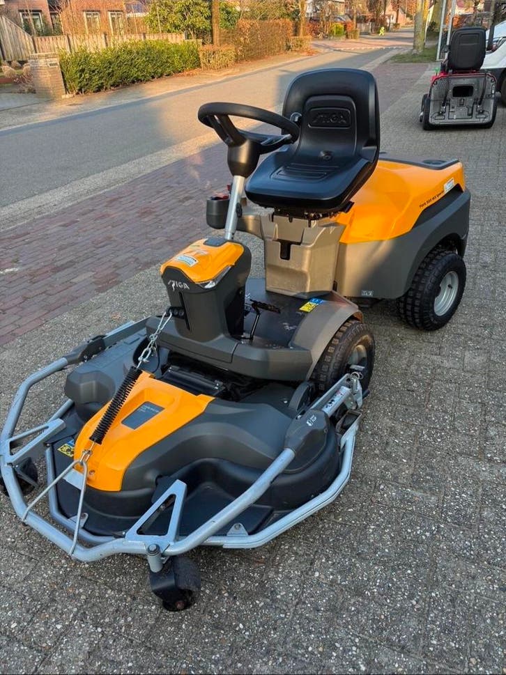 Gazon maaien, gras maaien, Diensten en Vakmensen, Tuinmannen en Stratenmakers, Tuinonderhoud of Snoeiwerk, Garantie