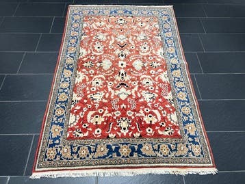 Isphahan - Vloerkleed - 205 cm - 135 cm, Huis en Inrichting, Stoffering | Tapijten en Kleden, Nieuw