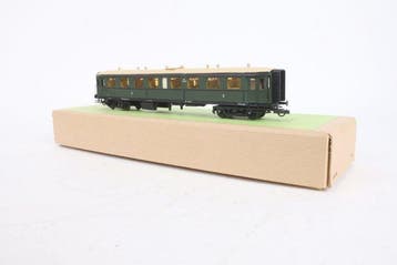Kleinspoor H0 - Modeltrein personenwagen (1) - Bec 8533 met, Hobby en Vrije tijd, Nieuw