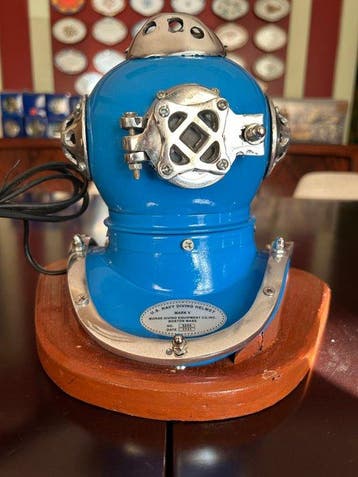 Duikhelm - (NO RESERVE) DIVING HELMET AND LAMP - Staal,