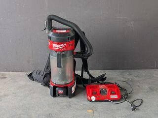 Ruggedragen Accu Stofzuiger, Milwaukee, M18FBPV, Rood, Nieuw