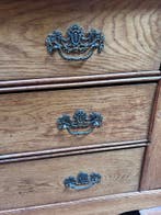 antiek licht eiken kabinet, deels demontabel, 175 x 232 cm