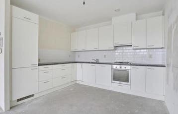 Te Huur 3 Kamer Appartement Melis Stokelaan In Den Haag, Huizen en Kamers, Huizen te huur, Den Haag, Den Haag, Direct bij eigenaar