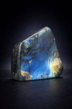 Prachtige Bi-kleur Labradoriet vrijvorm – Sterke Blauwe