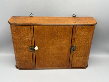 Kast - Hout - wandkastje