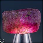 Natuurlijke zeldzame Padparadscha-saffier Ruw kristal met