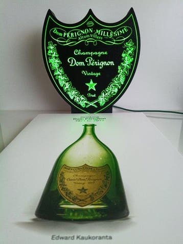 Edward Kaukoranta - Drinking Dom Pérignon 1921 to 2013 -