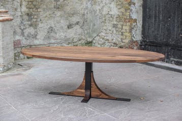 Exclusieve ovale noten tafel Frjemd NIEUW nu in de showroom, Overige houtsoorten, Moderne luxe stijl eettafels op maat gemaakt uit eigen fabriek