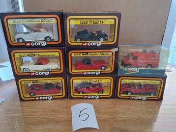 Corgi 1:43 - Modelauto (8) - 1956 Mercedes 300SC; 1953 MG, Hobby en Vrije tijd, Modelauto's | 1:5 tot 1:12, Nieuw
