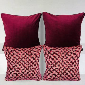 Lelièvre Paris - New set - Two cushions in a set of four -