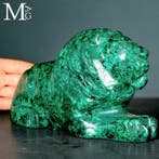 Malachietsculpturen - Leeuw in malachiet: De majesteit van