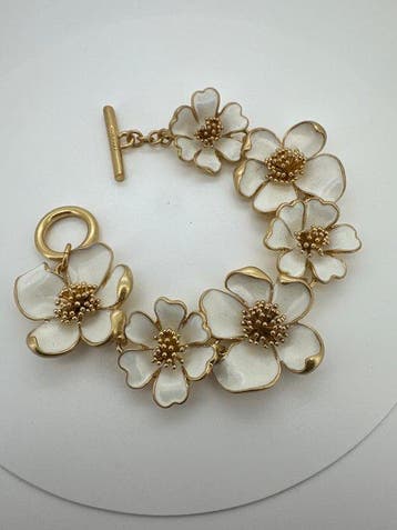 Oscar De La Renta - Scharnierende bloemenarmband in roze