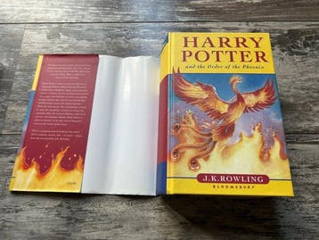 J.K Rowling - Harry Potter and the Order of the Phoenix. -