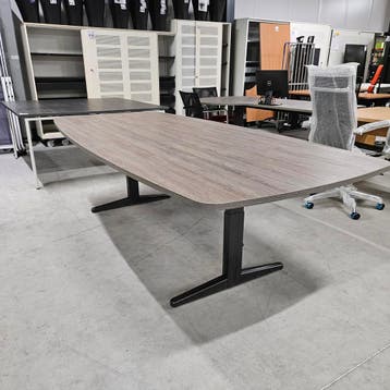 Ahrend Essa bootvormige vergadertafel - 260x120 cm, Ophalen of Verzenden, Nieuw in verpakking