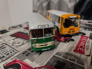 1:43 - Modelbus (2) - Pegaso autobús urbano (réplica a, Nieuw