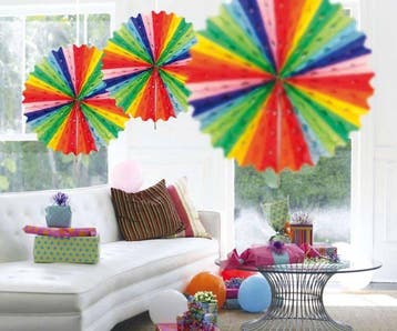 Regenboog honeycomb waaier 45cm, Hobby en Vrije tijd, Ophalen of Verzenden, Nieuw