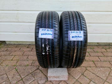 205/55/17 95V Bridgestone zomerbanden 2X, Gebruikt, 17 inch, 205 mm, Band(en)
