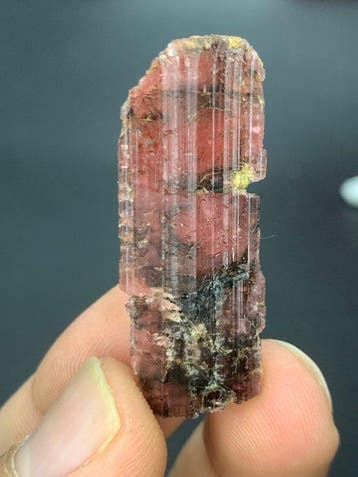 Väyrynenite-kristalmonster – natuurlijk edelsteen kristal