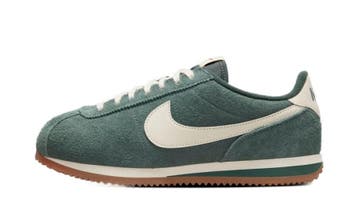Nike Cortez Vintage Vintage Green Gum (Womens), Kleding | Heren, Nieuw