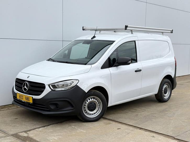 Mercedes-Benz Citan 110 CDI First, Auto's, Bestelauto's, Lease, Zwart, Handgeschakeld, Wit, Gebruikt, Mercedes-Benz, Financial lease