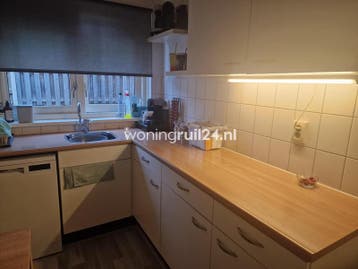 Woningruil - Drapeniersgaarde 101 - 5 kamers en Den Haag, Huizen en Kamers, Den Haag