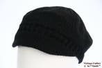Gebreide pet muts met klep zwart en wit acryl 50-58 Nieuw, Ophalen of Verzenden, Nieuw, One size fits all, Pet