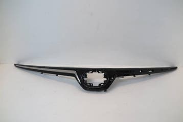 grill voor bumper voor Toyota Corolla E21 sedan 53114-02580, Auto-onderdelen, Verzenden, Gebruikt