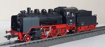 Märklin H0 - 36240 - Stoomlocomotief met tender (1) -, Nieuw