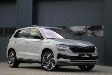 Zakelijke Lease |  Škoda Karoq 1.5 TSI ACT SPORTLINE Adaptiv, Automaat, Stof, Gebruikt, Overige brandstoffen