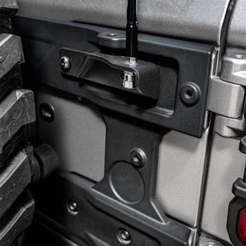 Rugged Ridge 18-22 Jeep Wrangler JL CB Radio Antenna Mount, Ophalen of Verzenden