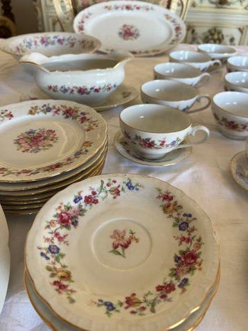 Tafelservies voor 12 (50) - Porselein - Tafelservies, Antiek en Kunst