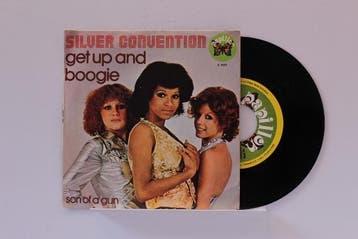 vinyl single 7 inch - Silver Convention - Get Up And Boogie, Verzenden, Zo goed als nieuw, 7 inch, Overige genres