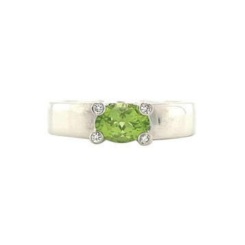 Witgouden ring met peridoot en diamant 14 karaat, Verzenden, Zo goed als nieuw, Goud