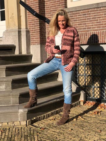 Haakpatroon Damesvest - warm vest met gespikkeld verloopga, Ophalen of Verzenden, Nieuw