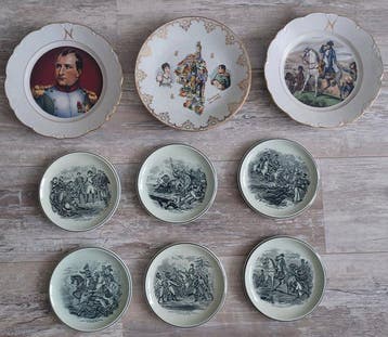 Bord - Porselein, Frankrijk - 9 x Napoleon- Porseleinen