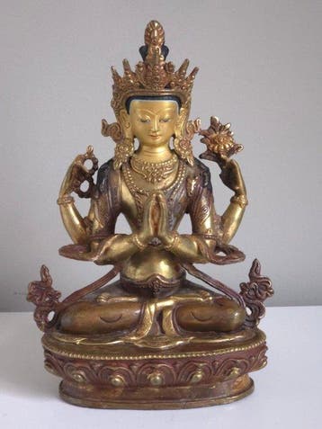 Vierarmige Avalokiteshvara (Chenrezig) - Brons, Verguld -, Antiek en Kunst