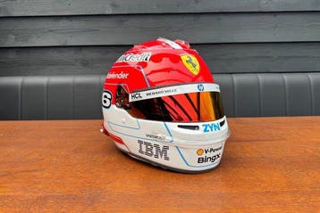 Ferrari - Charles Leclerc - 2026 - Replica helmet, Nieuw