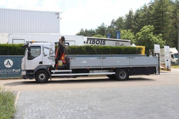 Veiling: Kraanwagen Volvo FL 240 Diesel 2011, Automaat, Diesel, Volvo, Zilver of Grijs